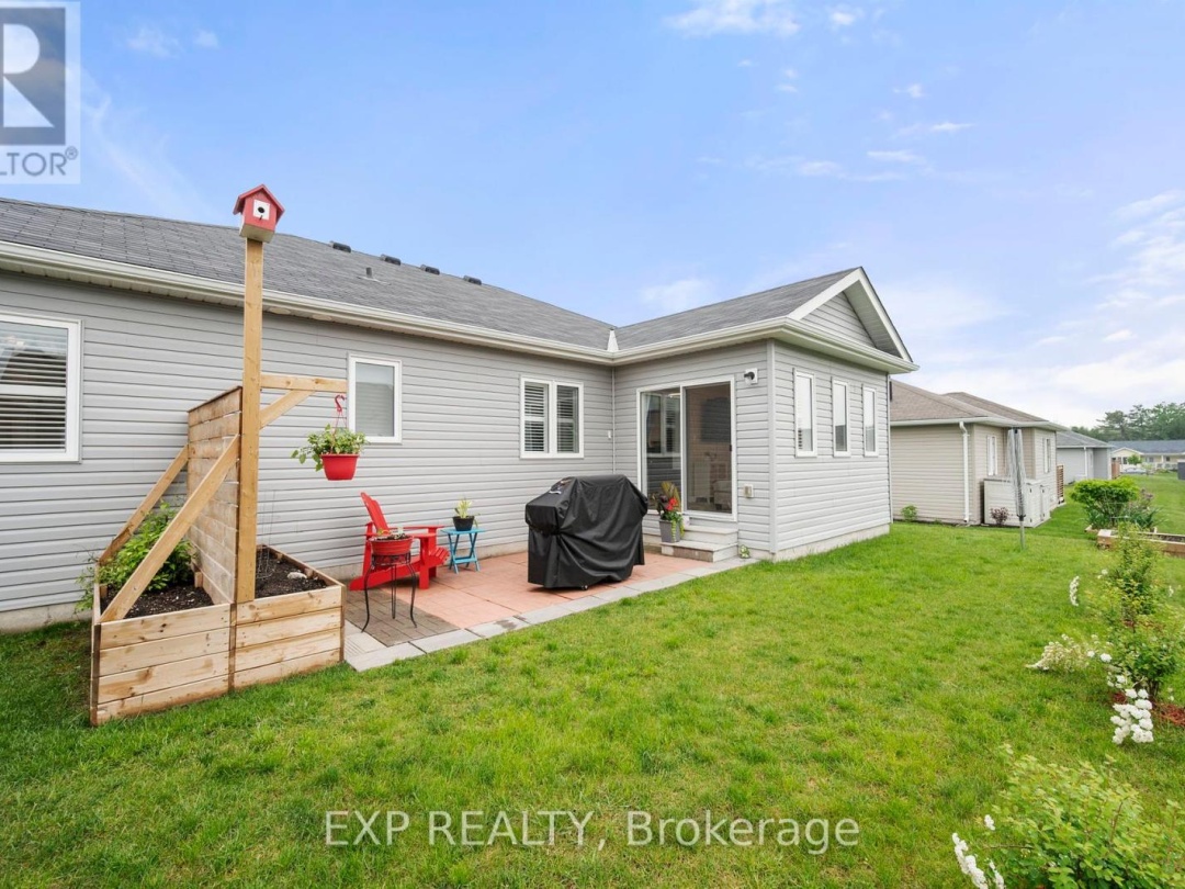 10 SINCLAIR CRESCENT, 