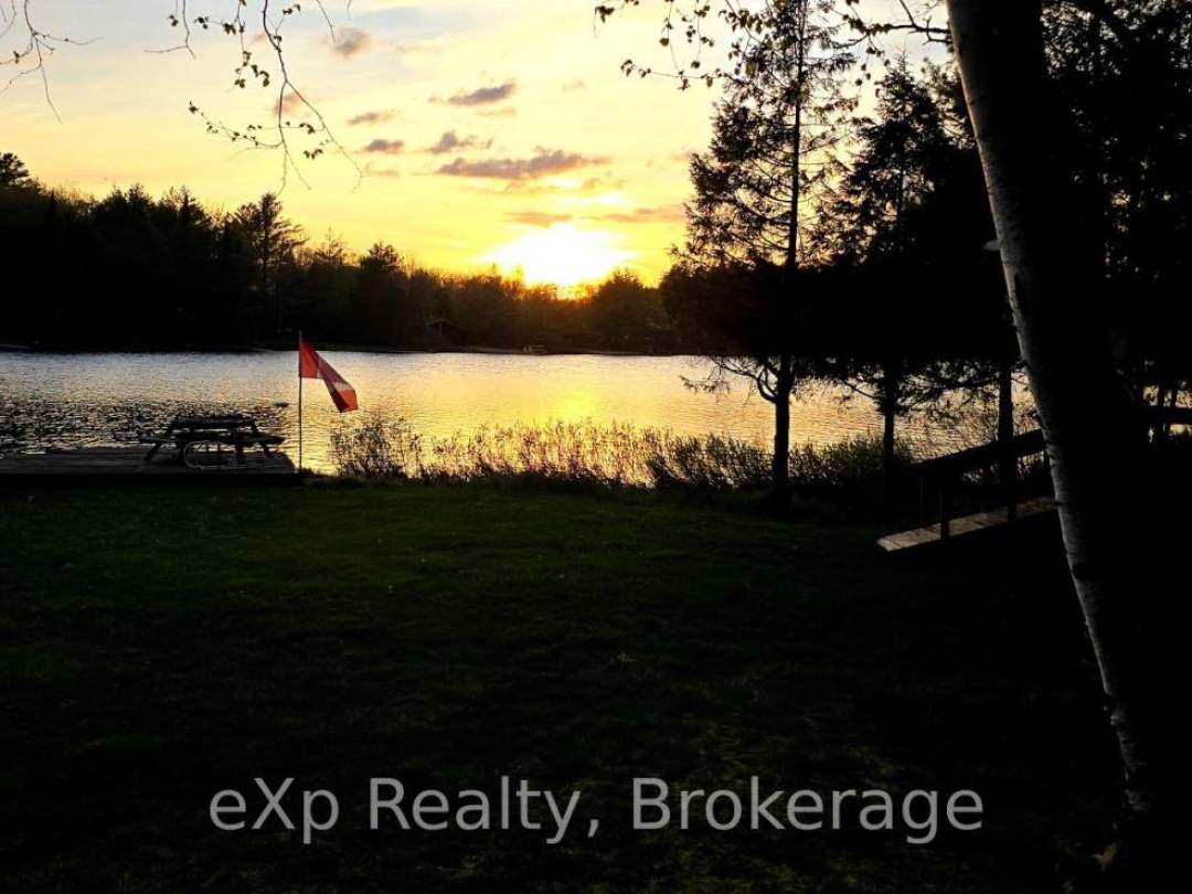 36 ROBERTS LAKE ROAD E, 