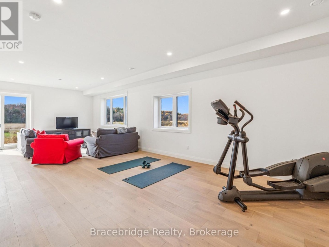 1006 STEPHENS BAY ROAD, 