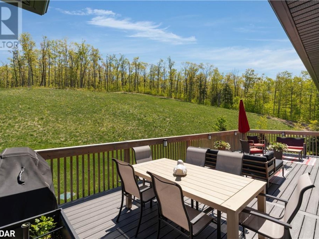 43 Thoroughbred Drive, Oro-Medonte