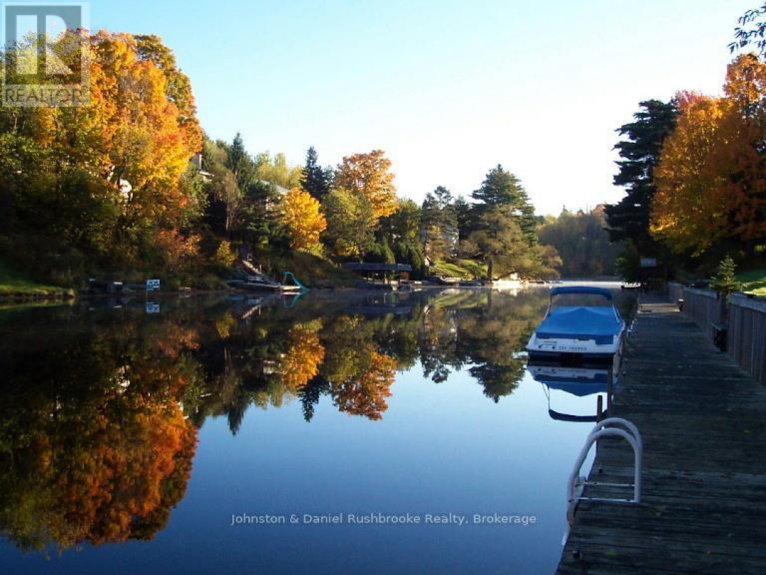 93 Shoreline Drive, Lake Muskoka