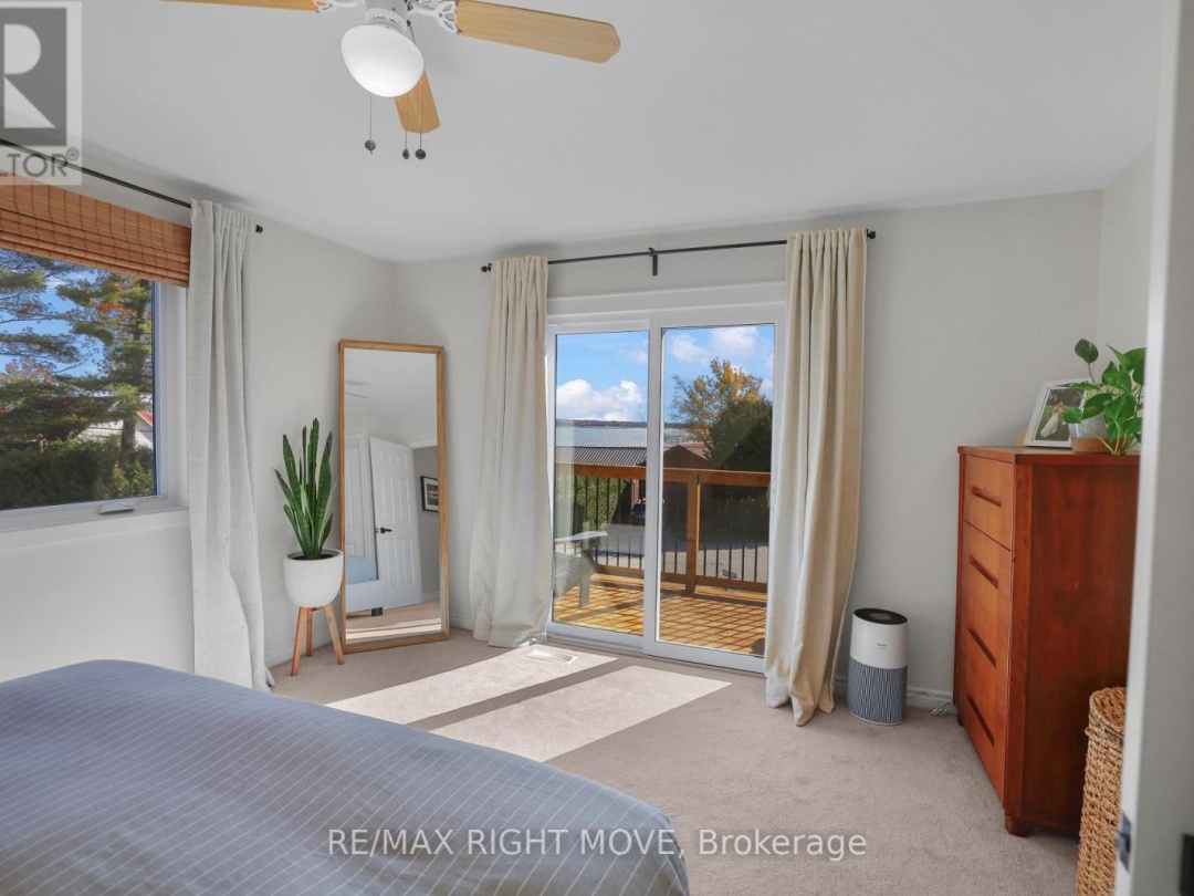 2900 LAKESIDE DRIVE, 