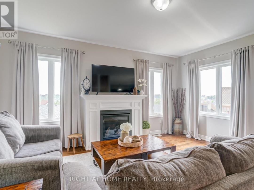 3125 MONARCH DRIVE, 