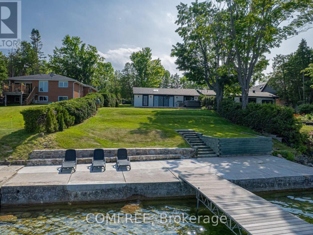 901 WOODLAND DRIVE, 