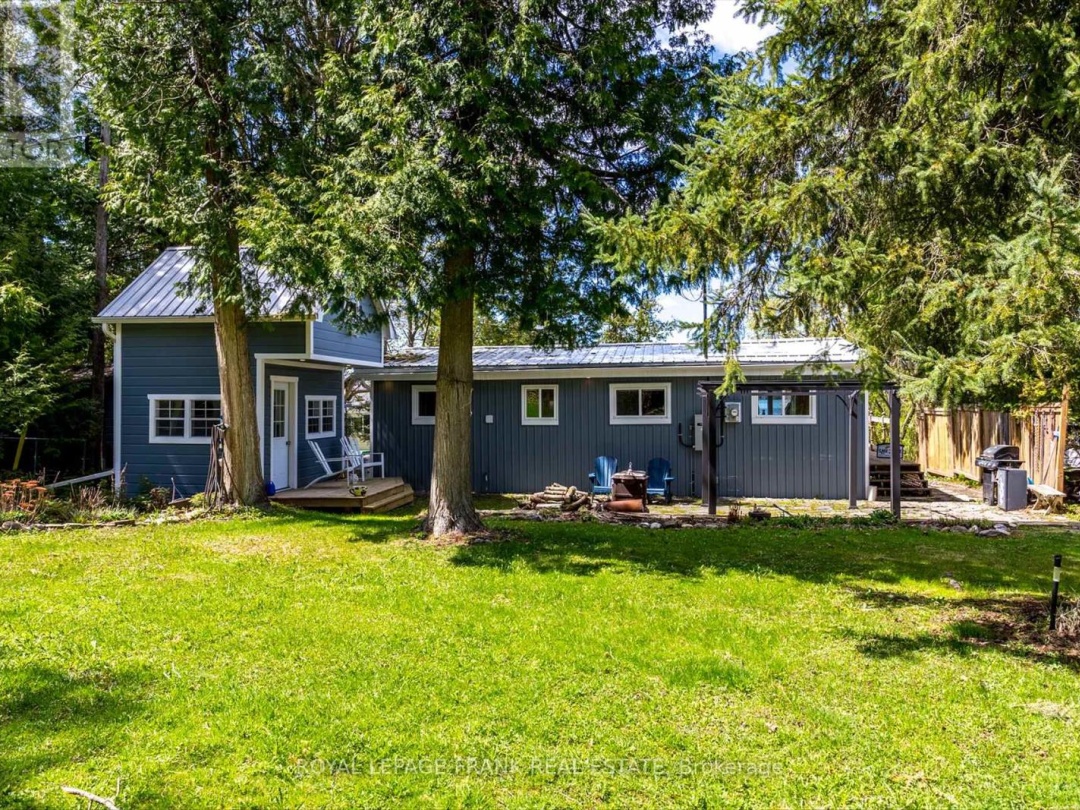 8 DAISY TRAIL, Sturgeon Lake
