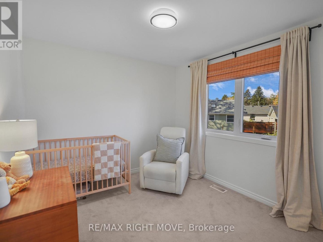 2900 LAKESIDE DRIVE, 