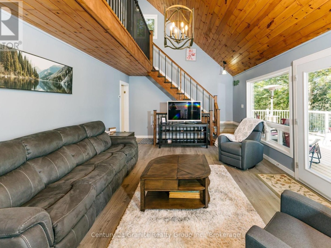 2347 KASHAGAWIGAMOG LAKE ROAD, 