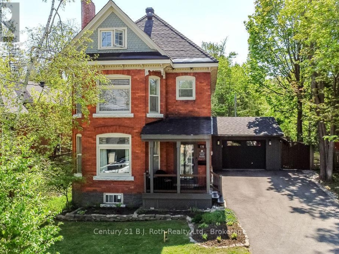 135 PETER STREET N, Orillia