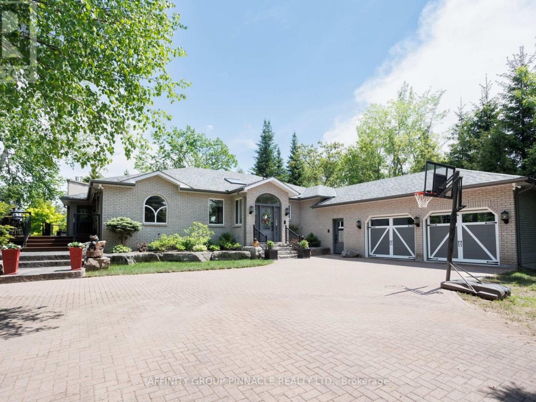 90 Mcgregor Drive, Pigeon Lake