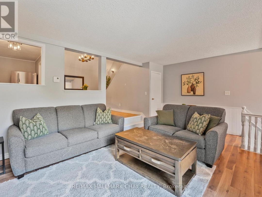 27 40 Victoria Crescent, Orillia