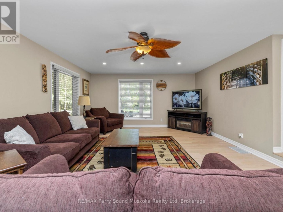 8 Pineridge Road, McDougall