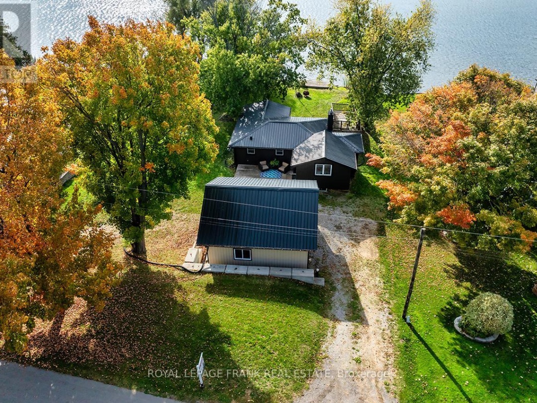 119 OAKDENE CRESCENT, 