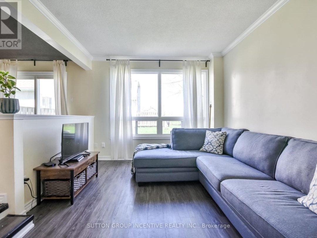 39 12 Lankin Boulevard, Orillia