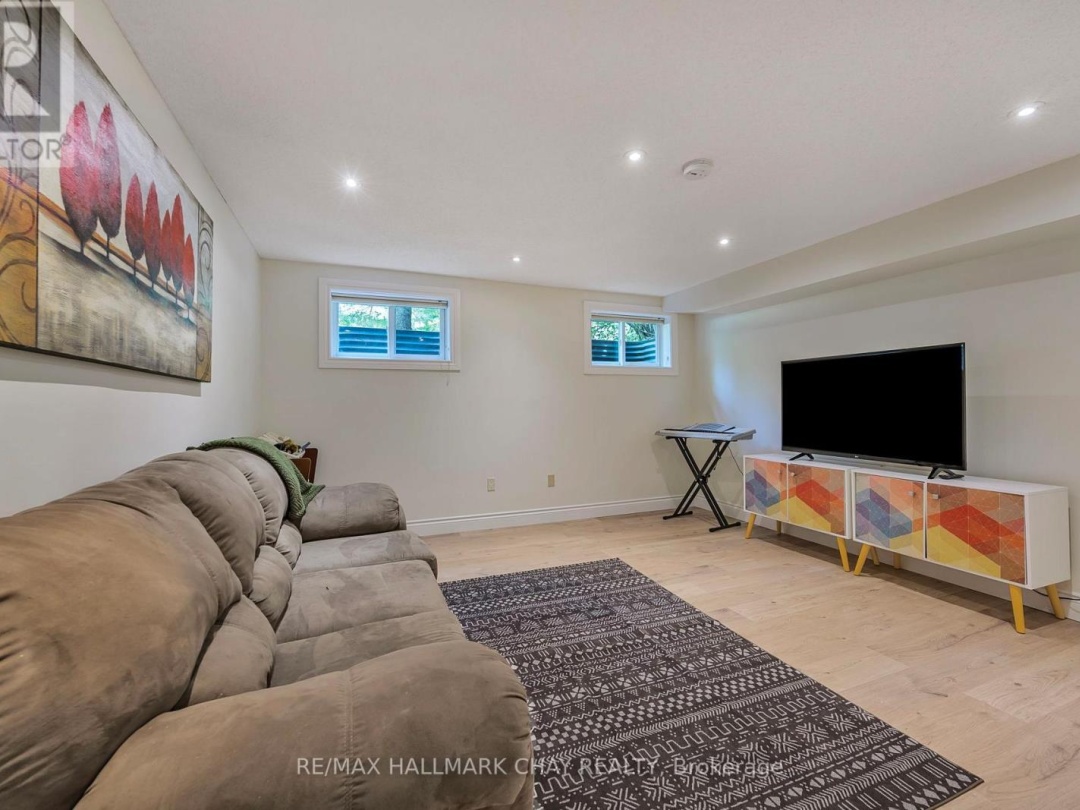 26 CHERRY TRAIL, 