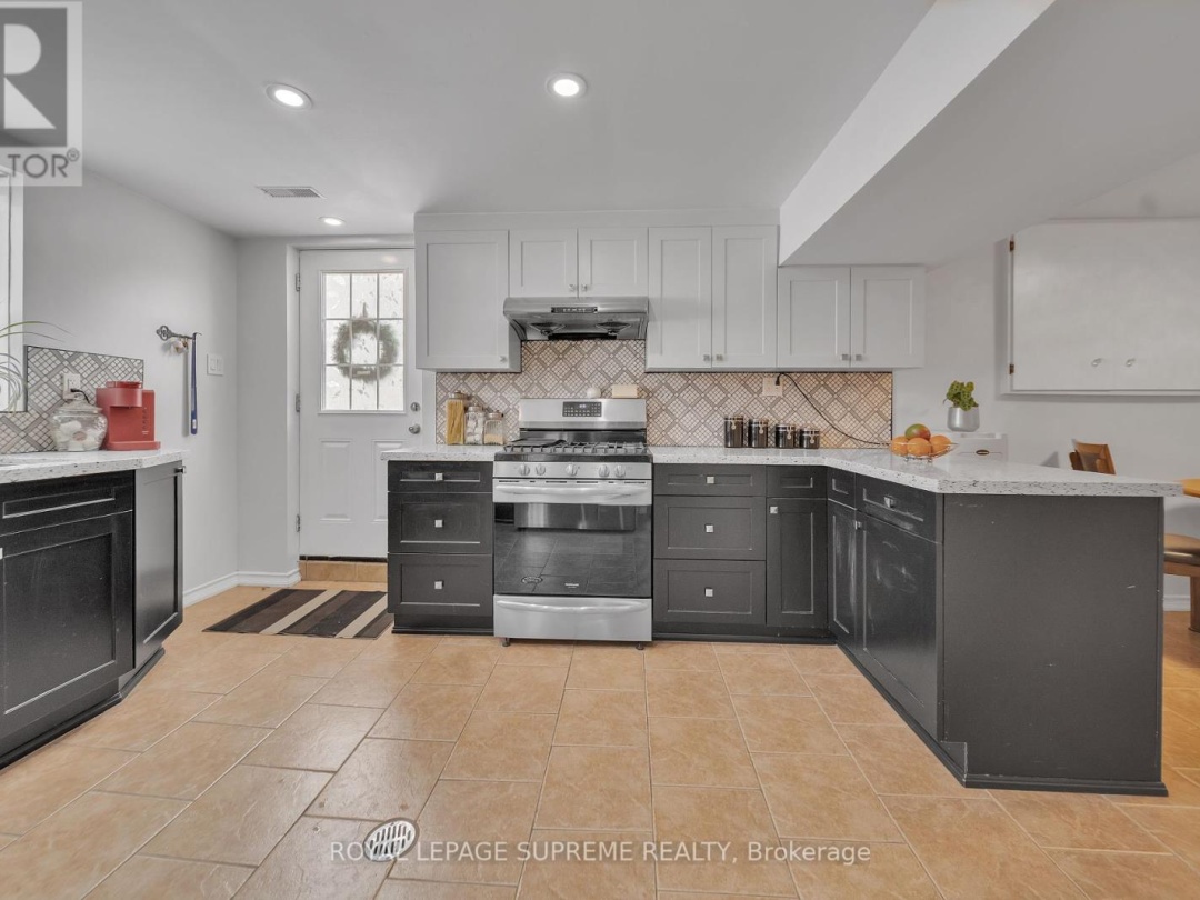 8740 12 Highway, Oro-Medonte