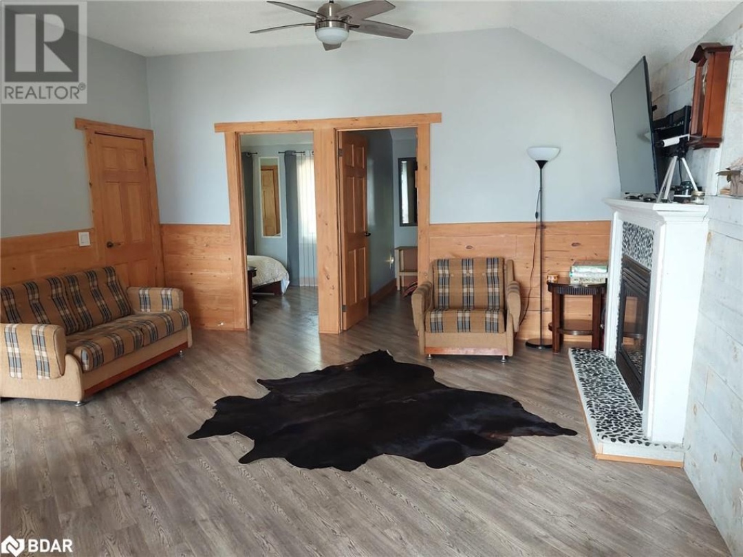4705 Anderson Avenue, Lake Simcoe