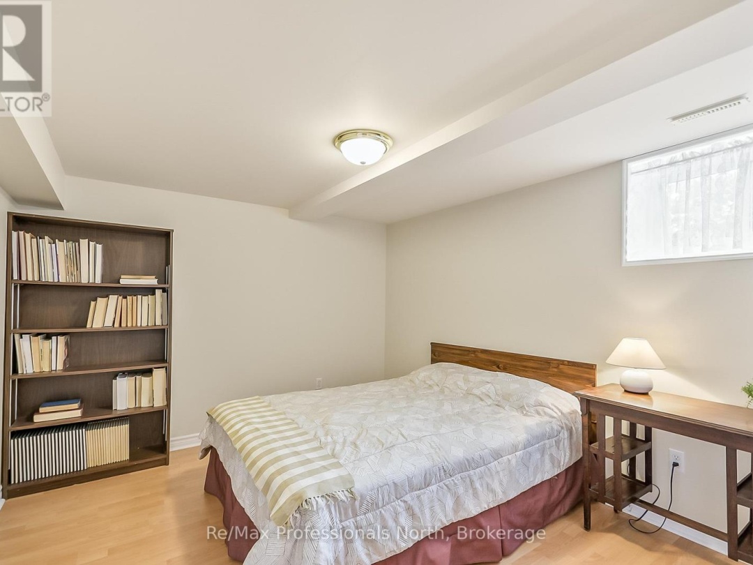 136 HEDGEWOOD LANE, 