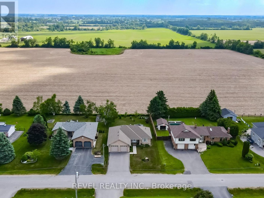 35 BRUCE CRESCENT, 