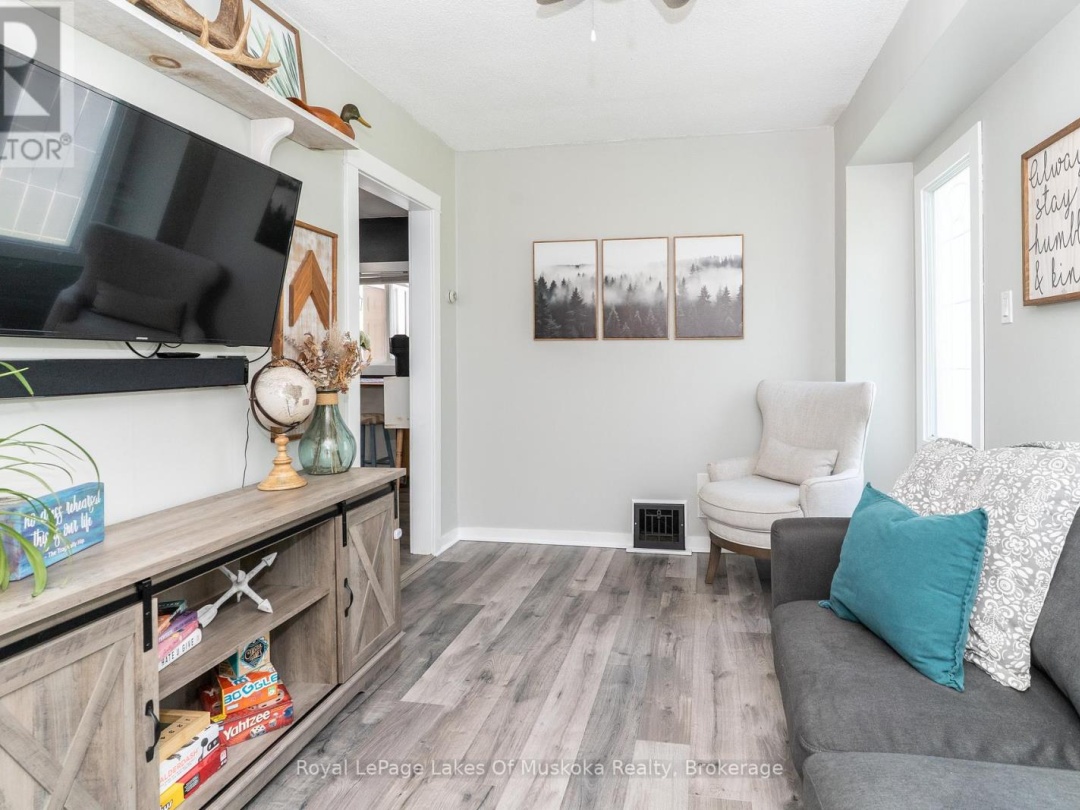 31 FLORENCE STREET W, 