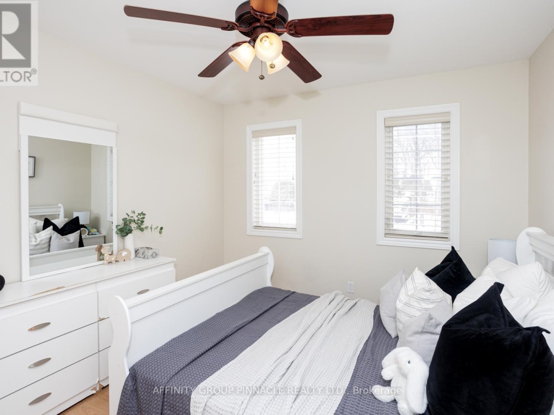 36 BALL AVENUE E, Talbot River