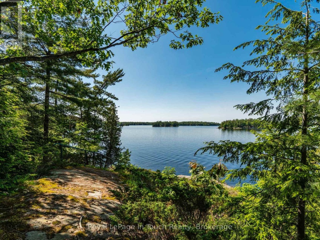 2 IS 270 SIX MILE LAKE ISLAND,