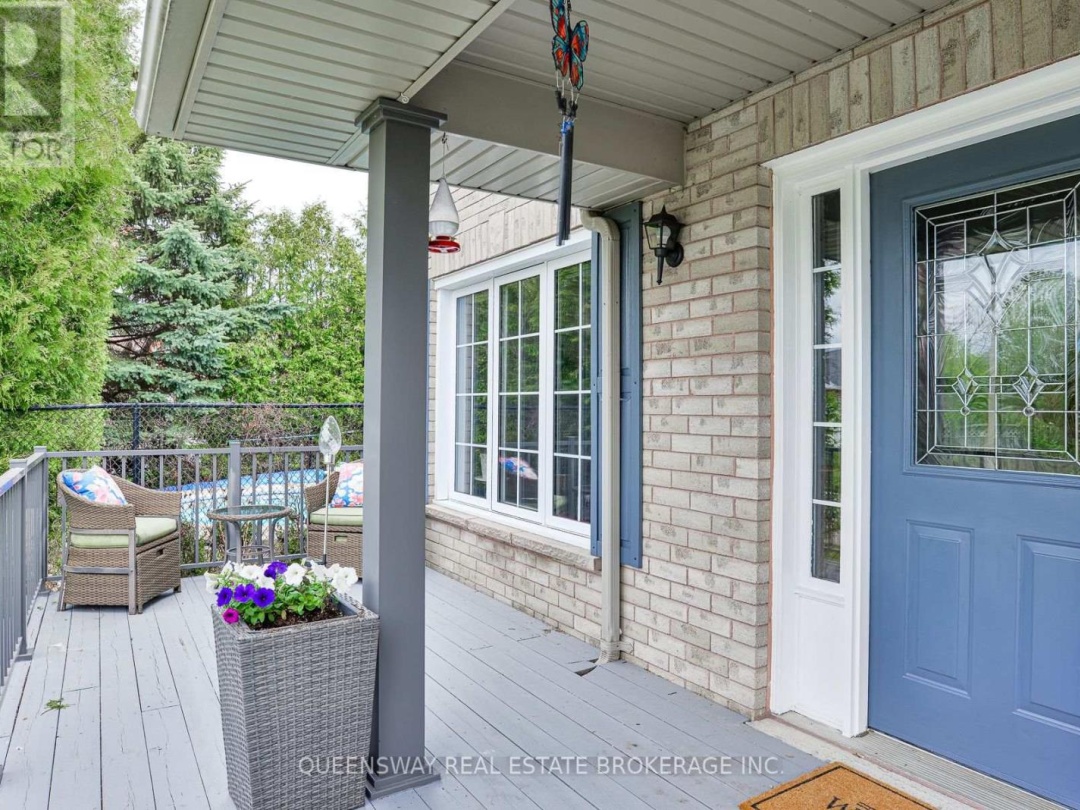 10 LEWIS DRIVE, Orillia