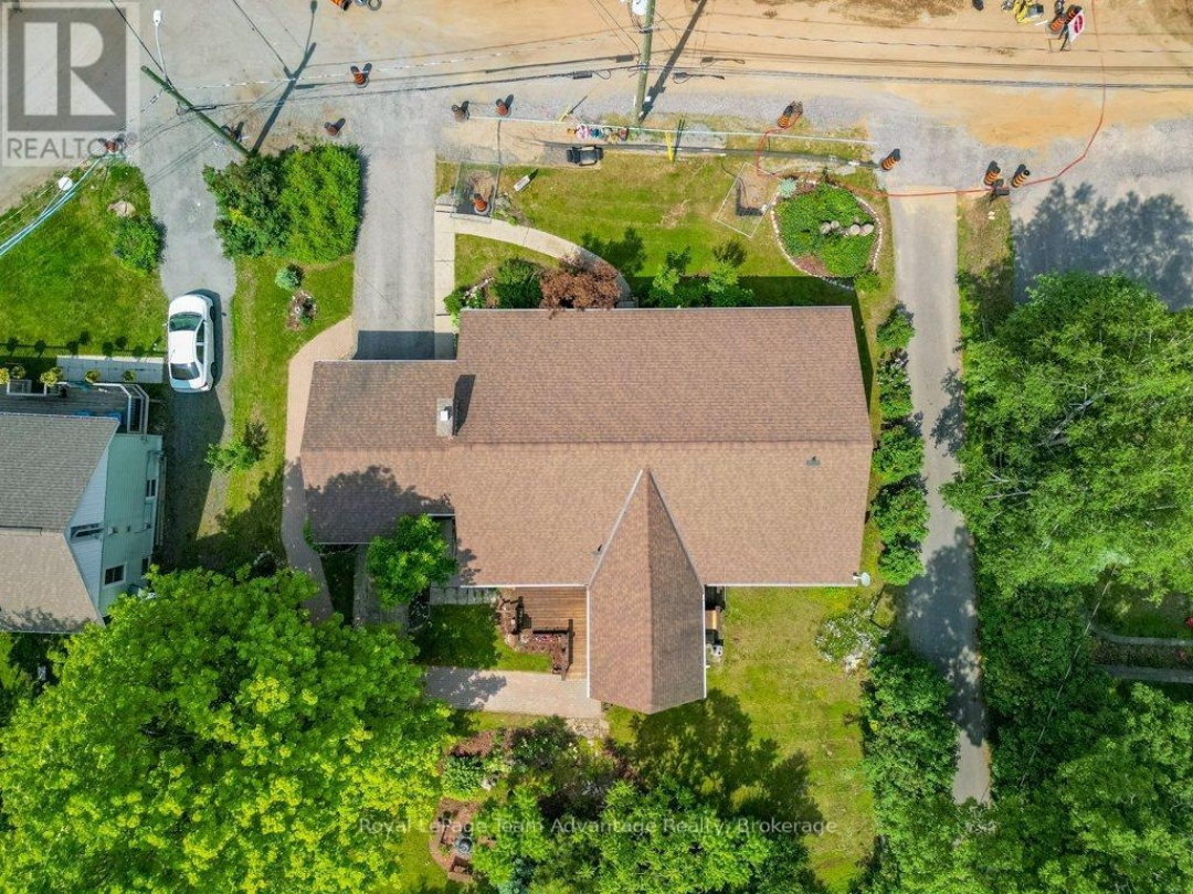 1 VICTORIA AVENUE, 