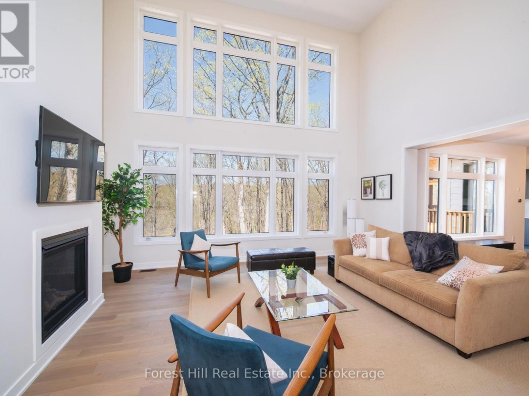 1002 Napier Court, Boyne Lake