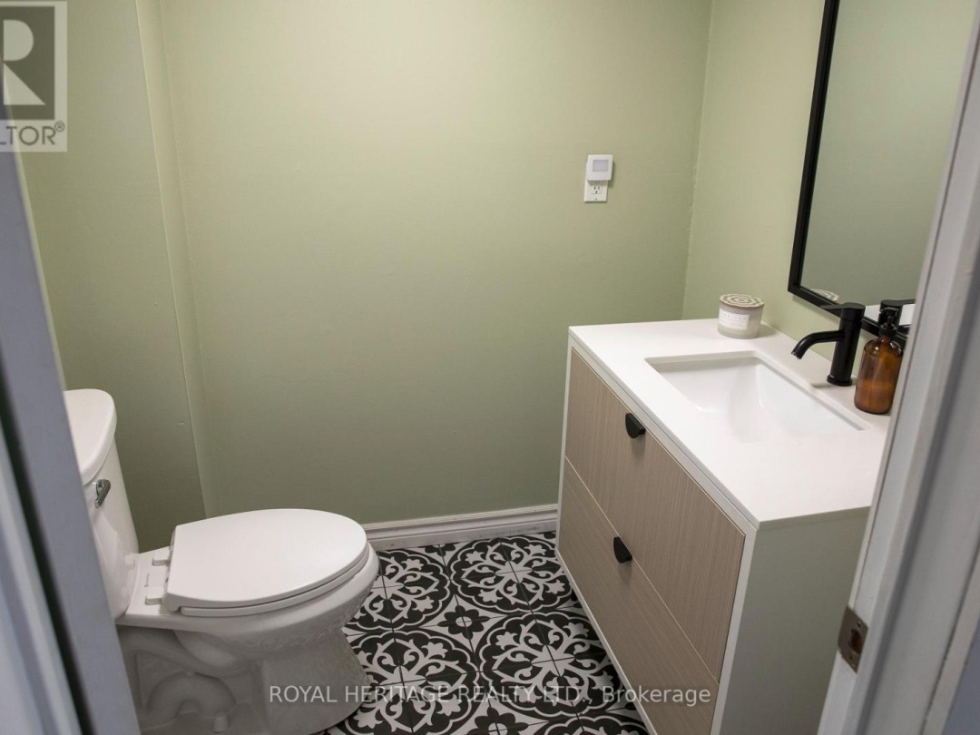 17011 SIMCOE STREET, 