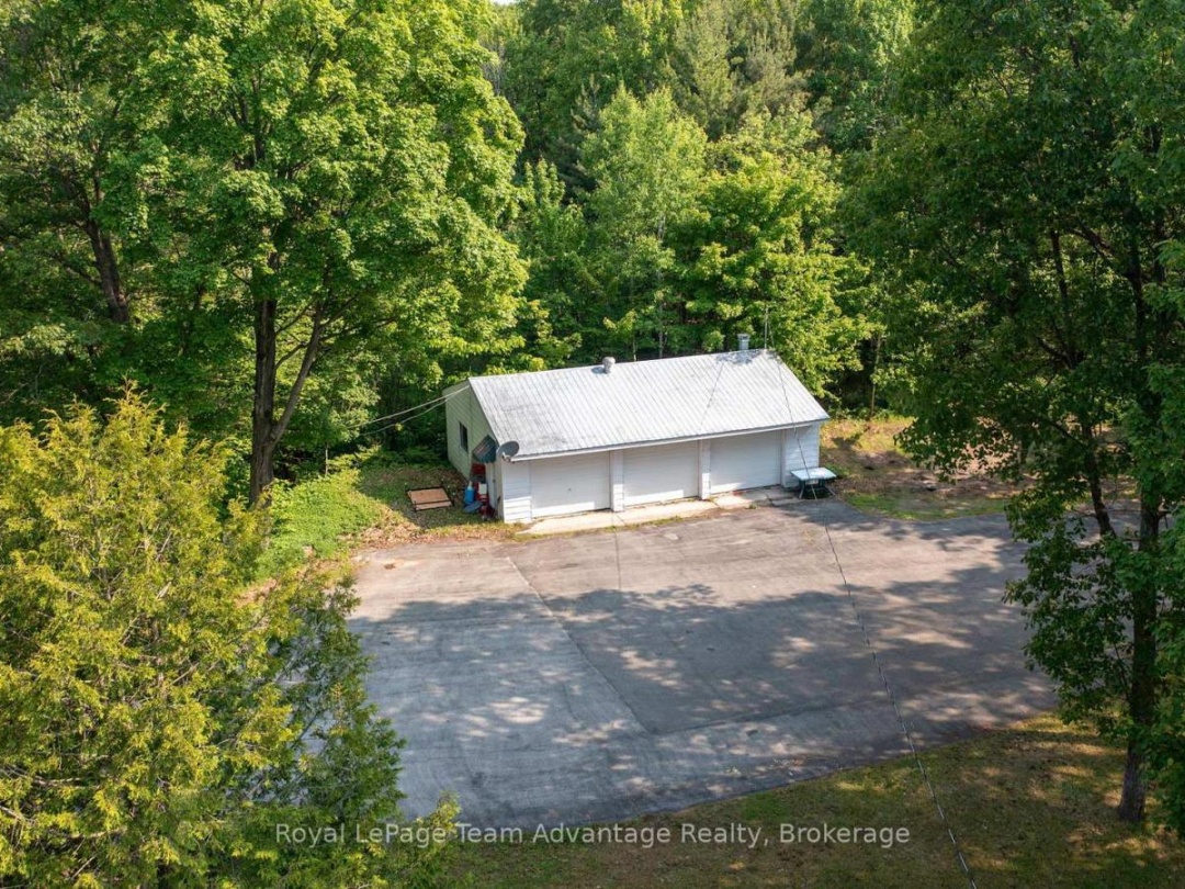 100 PARRY SOUND DRIVE, 