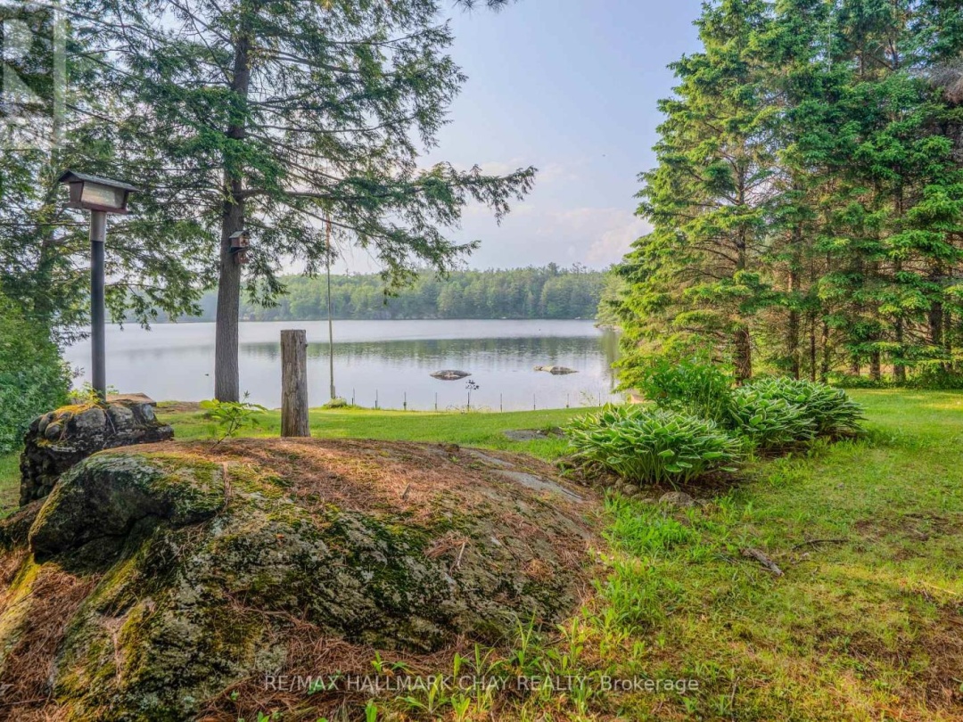 1070 CHAIKOF ROAD, Reay Lake