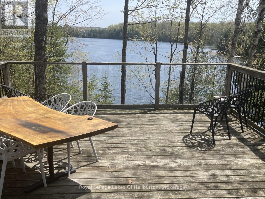 48 RUSSELL DRIVE, White Lake