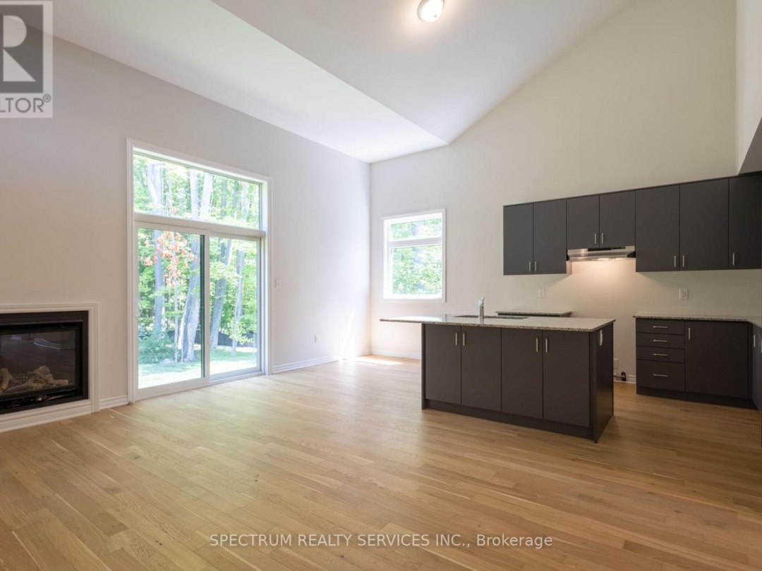 131 Marina Village Drive W, Georgian Bay