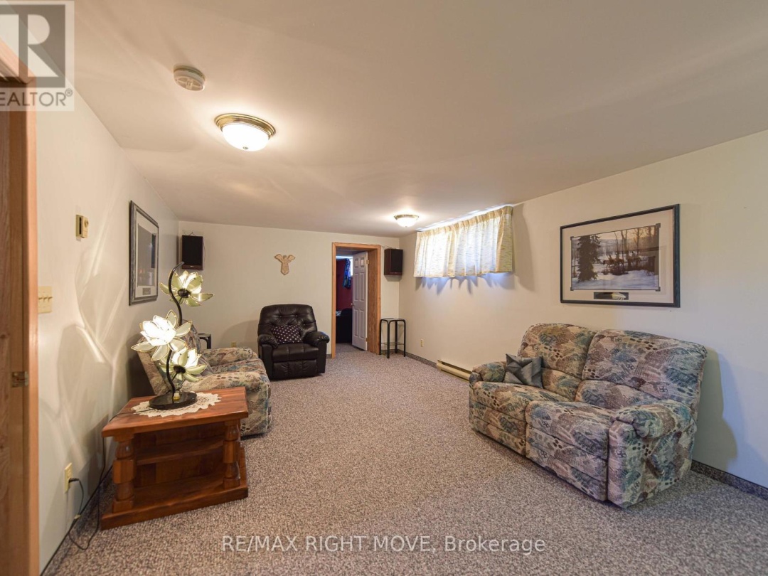 2723 Monck Road, Ramara