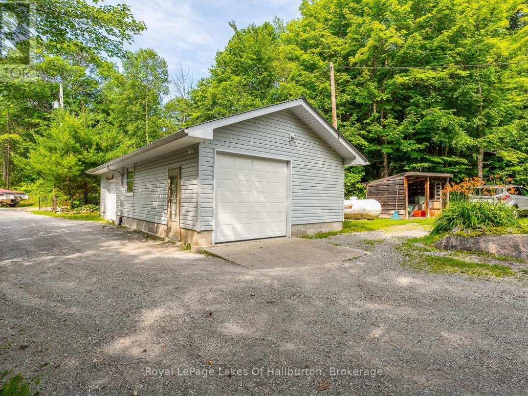 1272 Little Bob Lake Road, Little Bob Lake