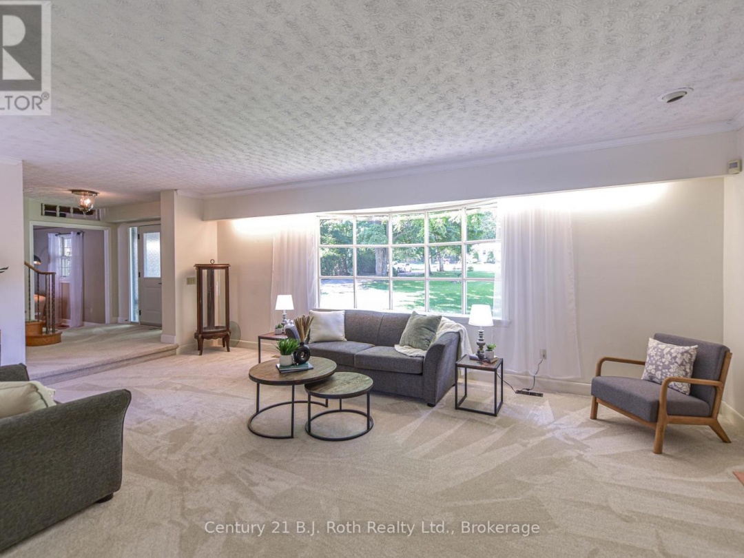 330 BAY STREET, 