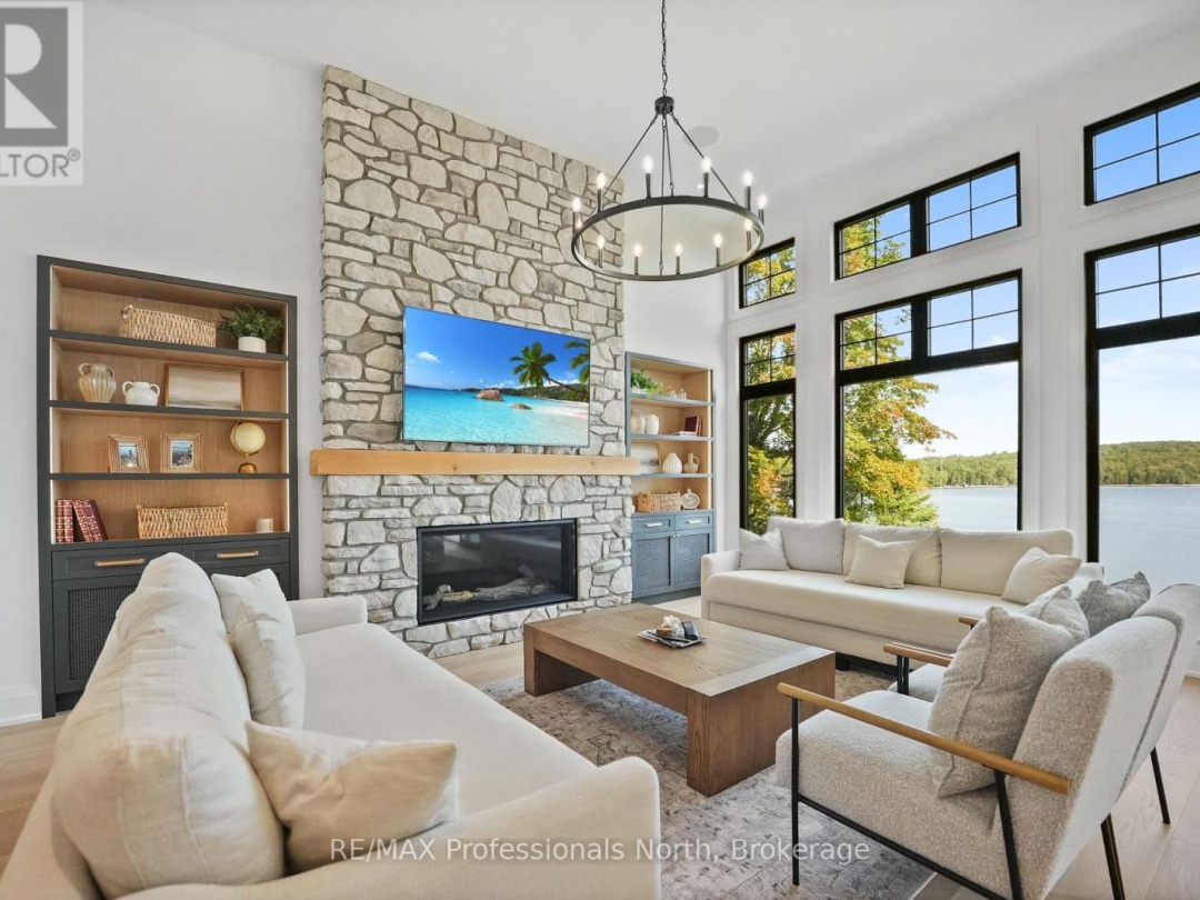 1015 TREASURE DRIVE, 
