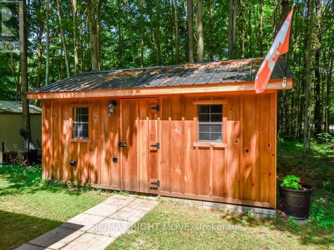 1011 TALBOT TRAIL, 