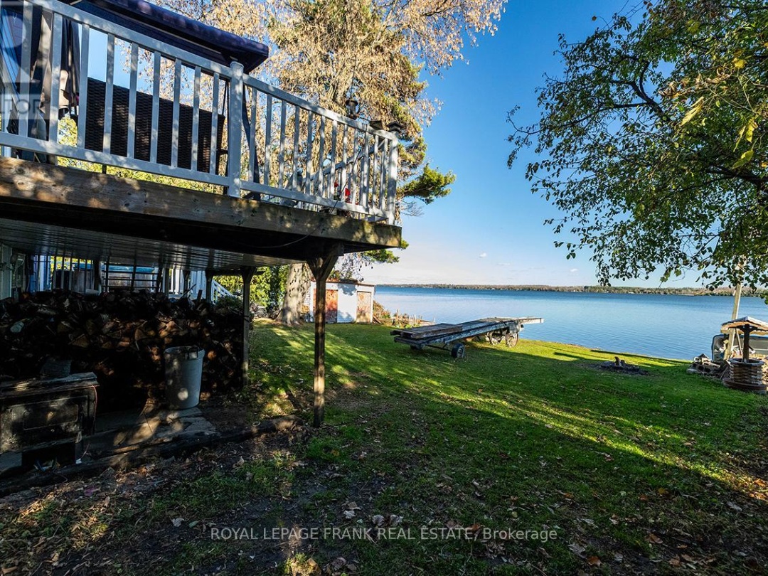 121 BALL POINT ROAD, Lake Scugog