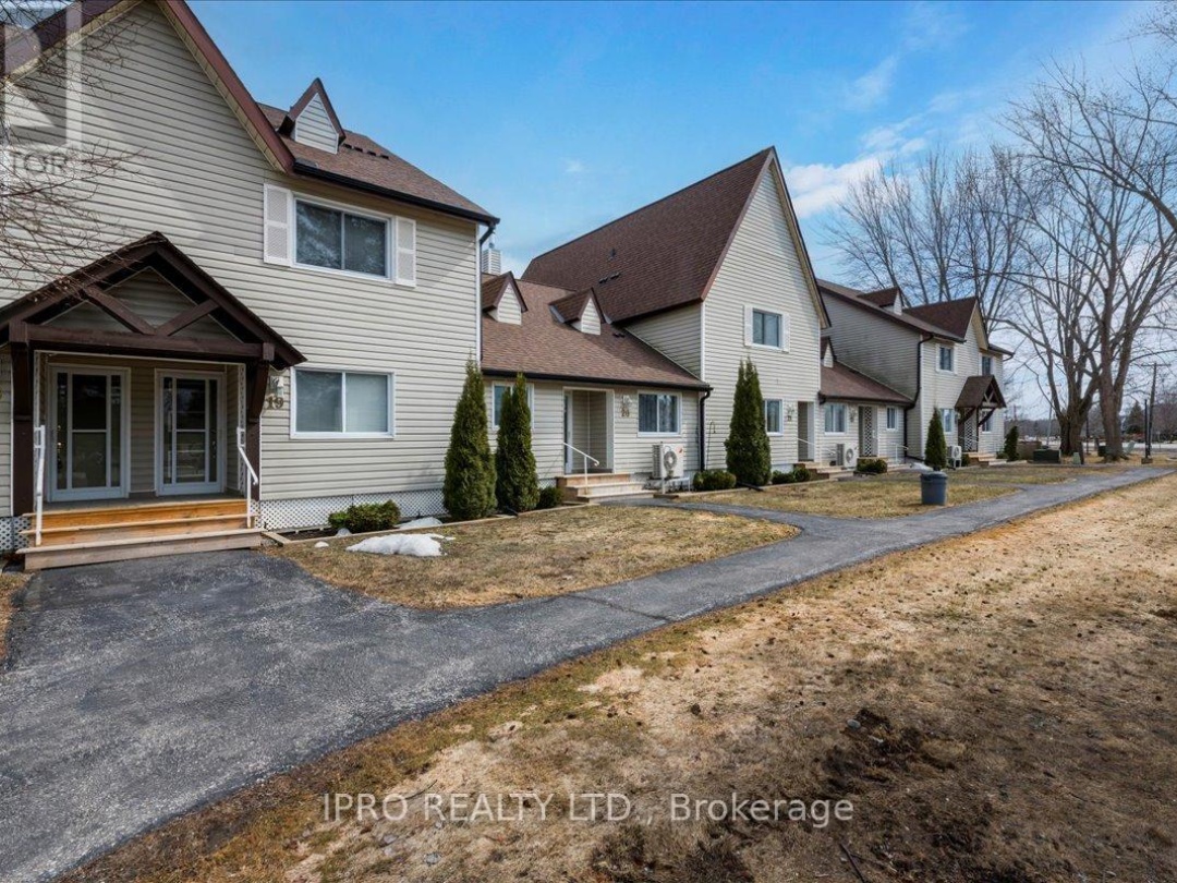 21 71 Laguna Parkway Parkway, Lake Simcoe