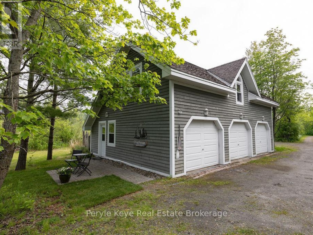 118 ROBIN ROAD, 