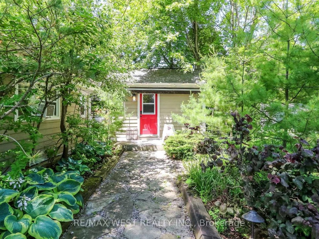 3756 GLENREST DRIVE, 