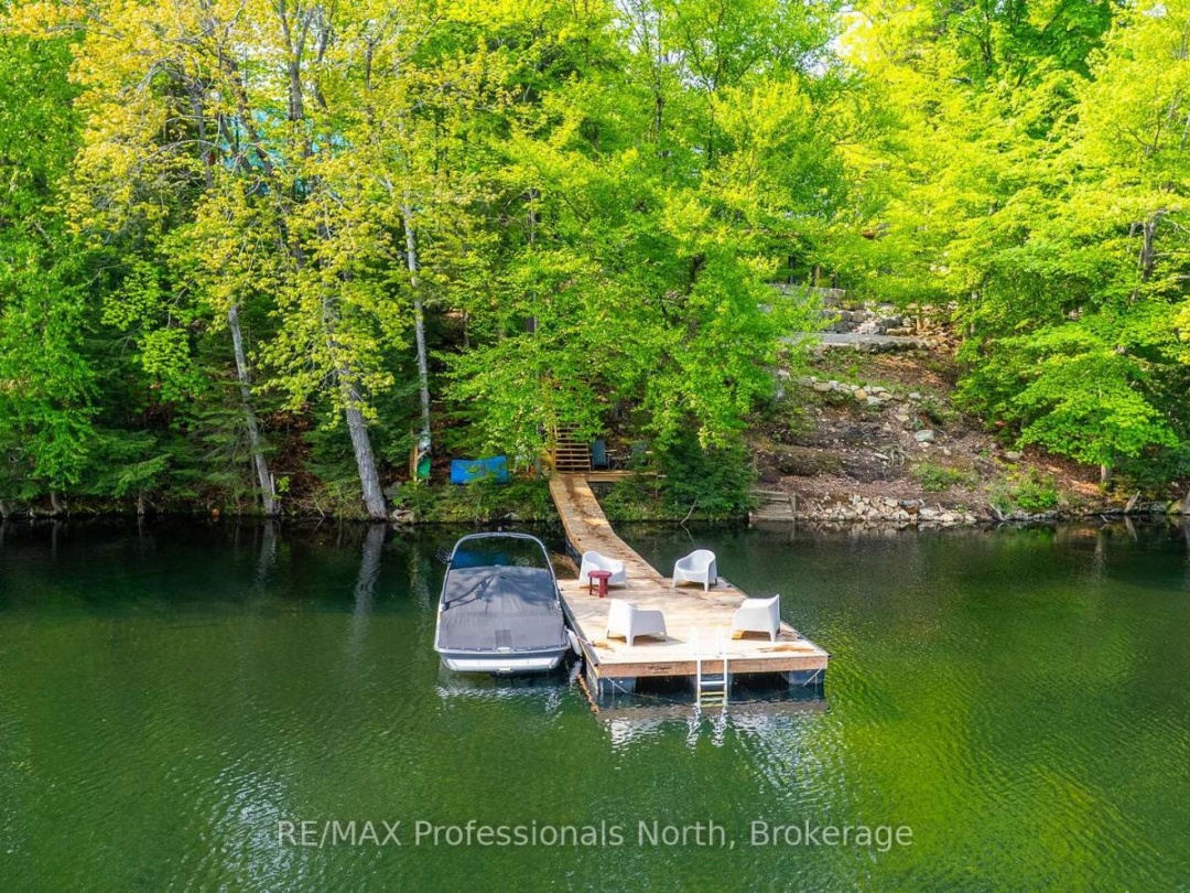 1063 Mink Road, Long Lake