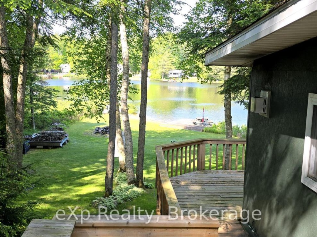36 ROBERTS LAKE ROAD E, 