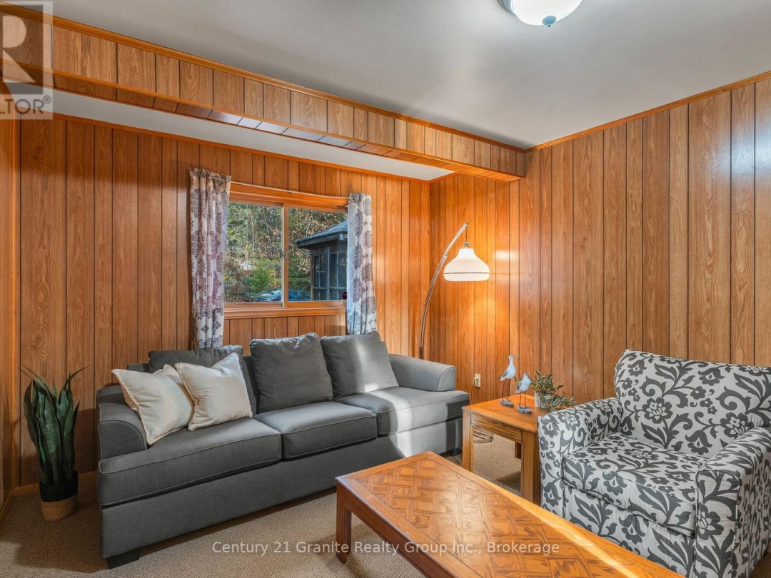 1070 GLAMORGAN ROAD, 