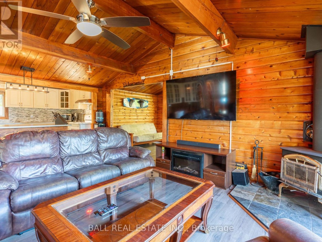 19181 Highway 35, Kushog Lake
