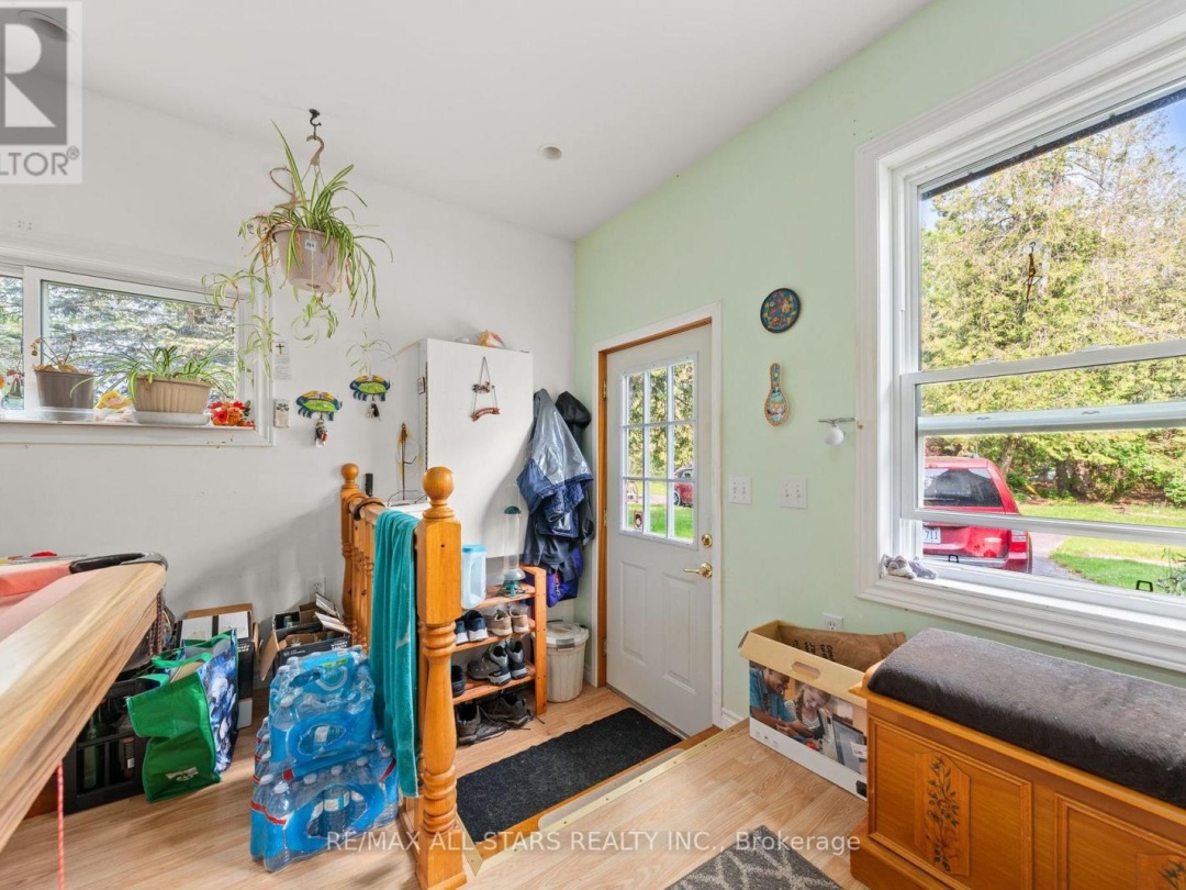 14 WYCHWOOD DRIVE E, 