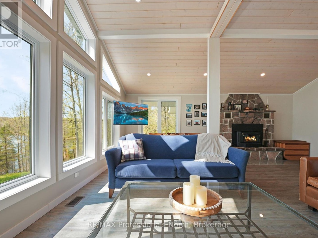 13914 35 Highway, Mountain Lake