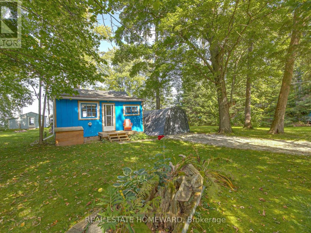 1046 Bea Dale Lane N, Sparrow Lake