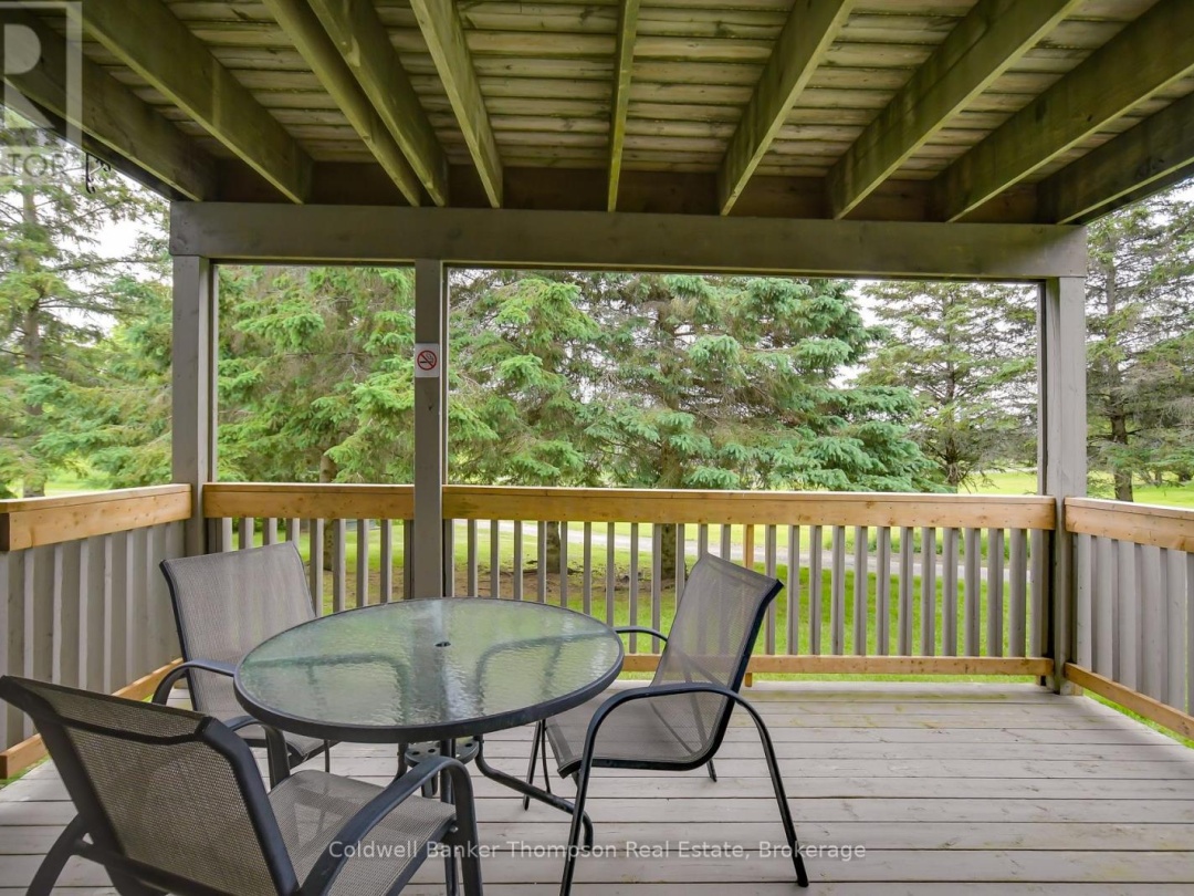 105 32 Deerhurst Greens Drive, Peninsula Lake